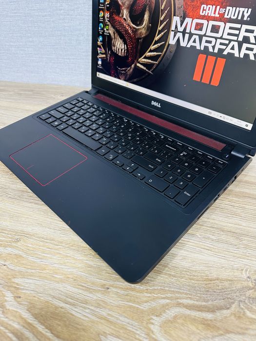 Недорого DELL Core i5+GTX960-4 ГБ Мощный, Игровой ноутбук для Игр