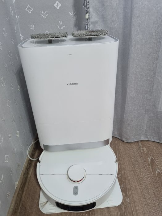 Продам робот пылесос