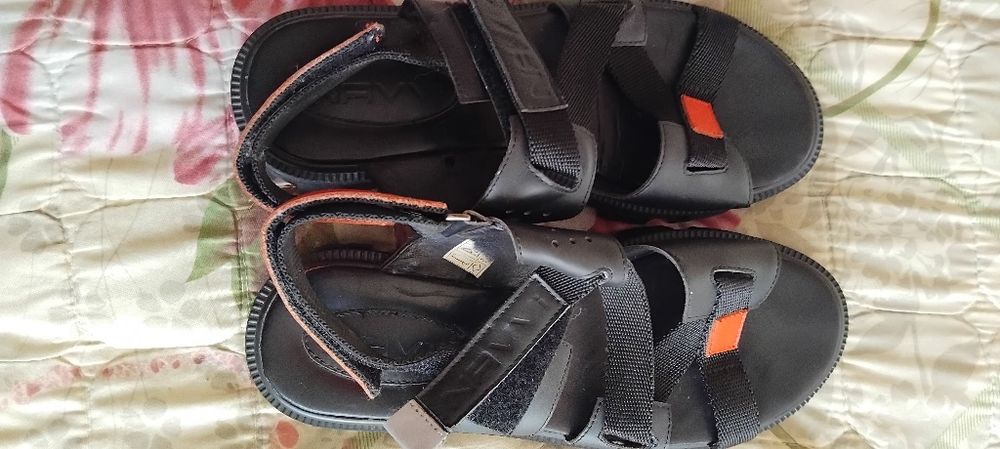 Дамски сандали няколко броя