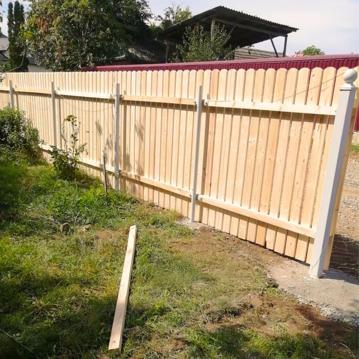 Construim garduri la gata