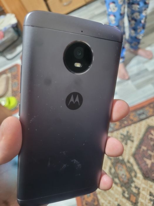Vând telefon motorola E4 ! Stare foarte bună