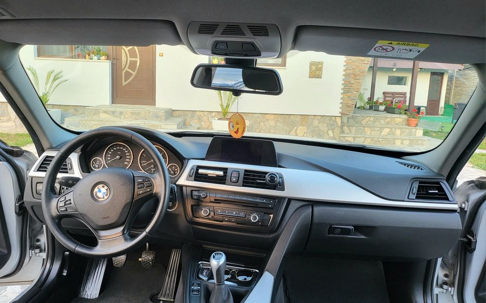 Vând bmw f31 model 316d