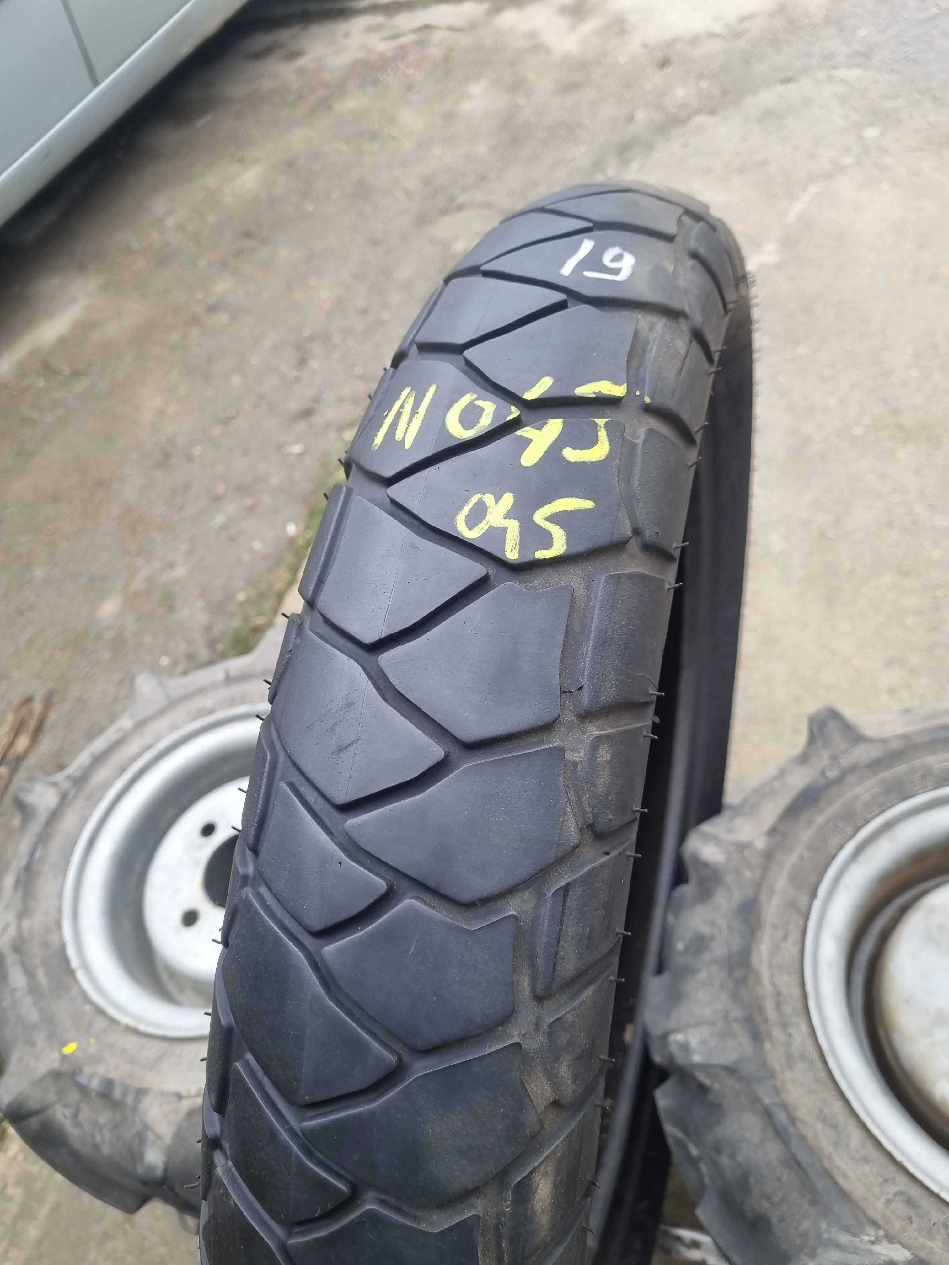 Anvelopa Vara 120/70 R19 MICHELIN Anakee Adventure  - N045