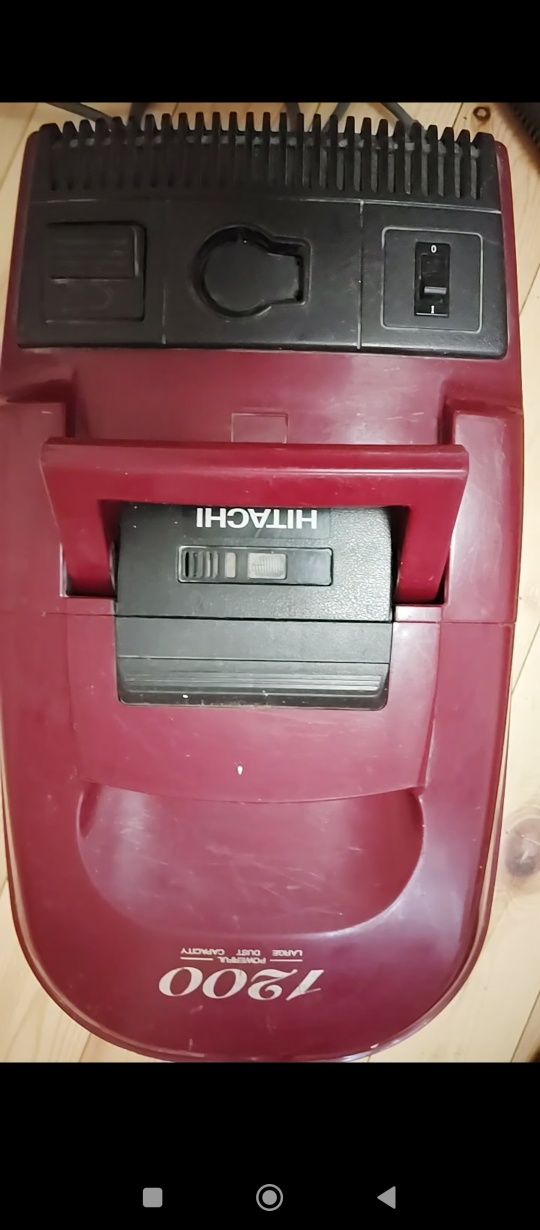 Продам Пылесос Hitachi CV 2500