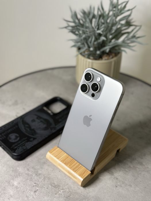 iPhone 15 Pro Max 256 impecabil Natural Titanium 93%