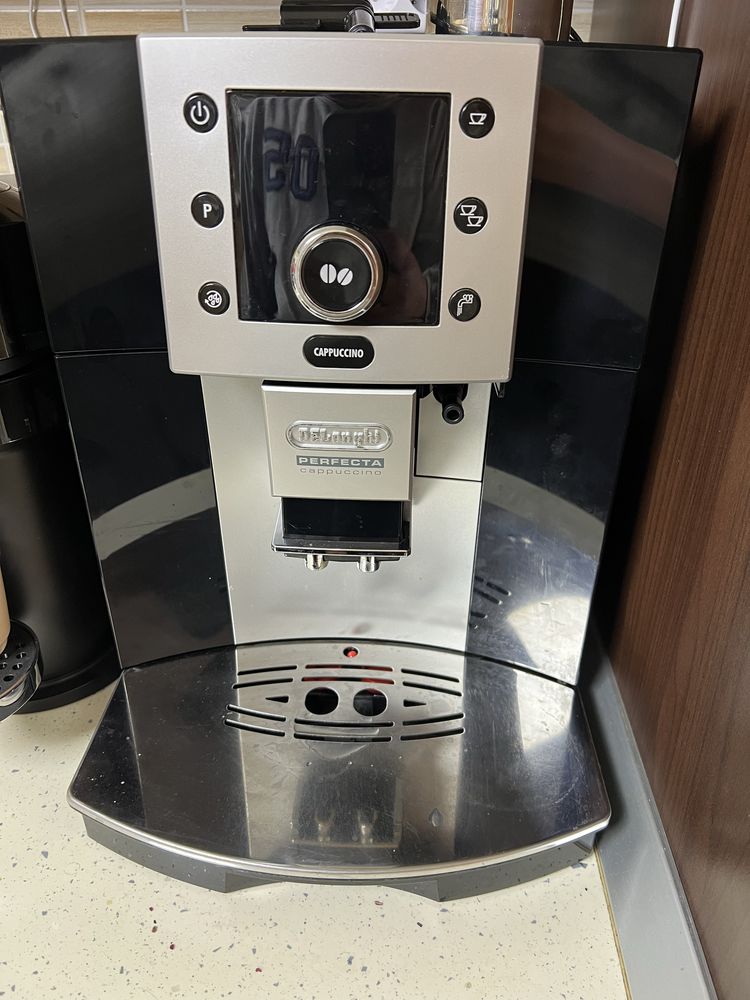 Expresor delonghi perfecta cappuccino