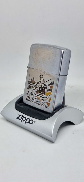 Zippo 1977 model vânător