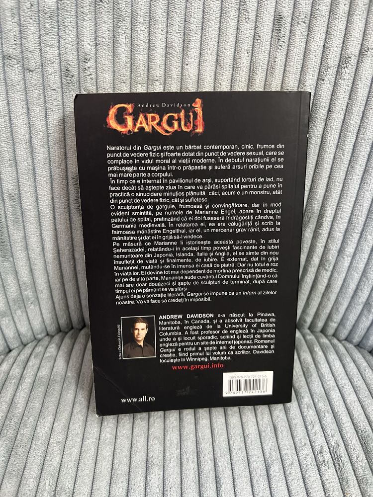 Gargui, Andrew Davidson