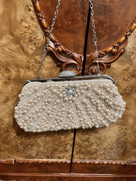 Ayollar sumkasi yangiday