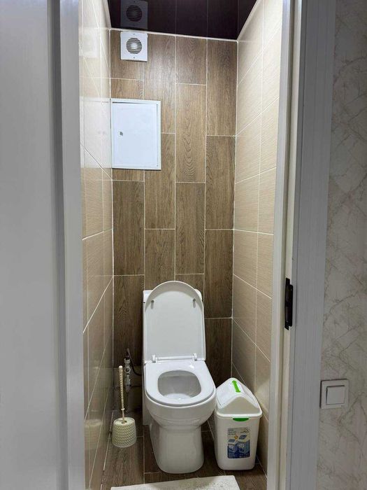 Срочна сотилади Юнсобод 17 кв