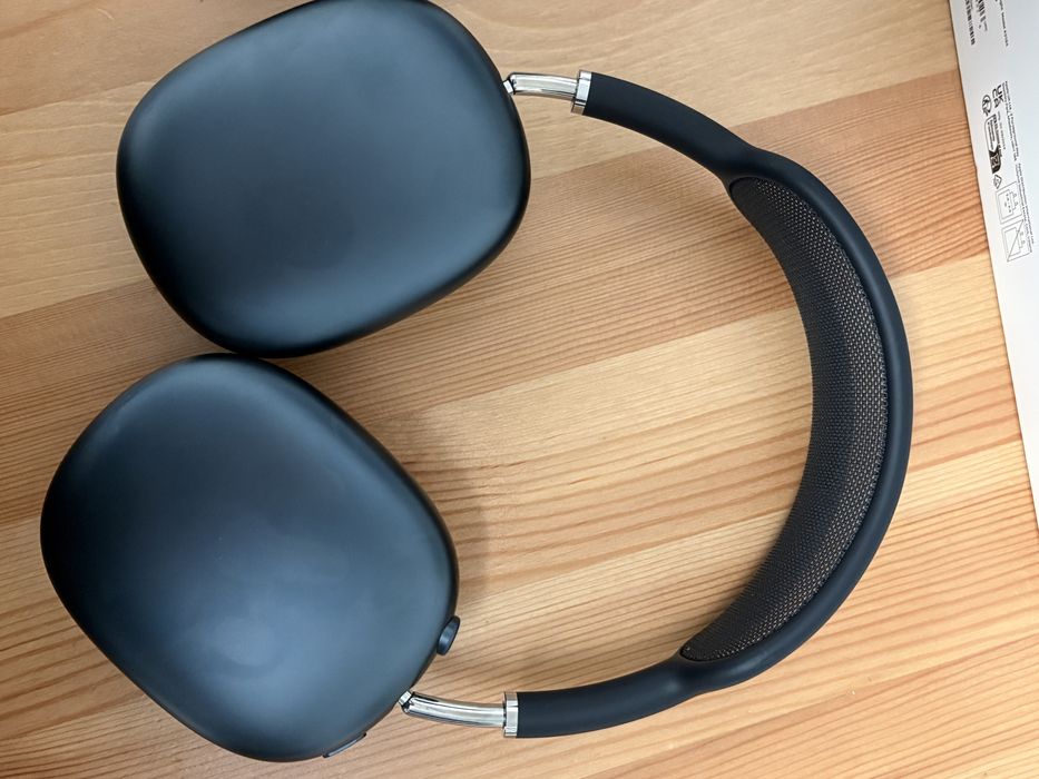 Airpods Max Usb C  as new