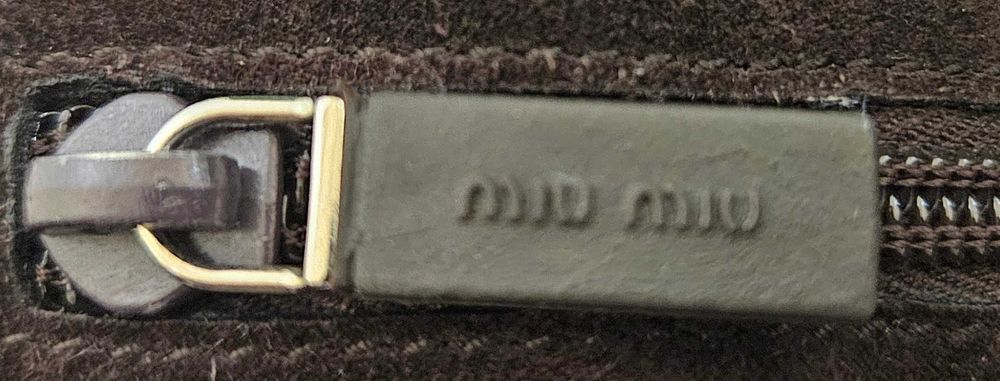 Чантичка Miu miu