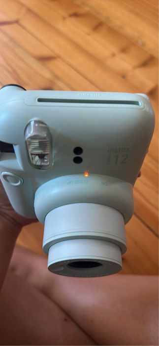 Фотоапарат insta mini 12