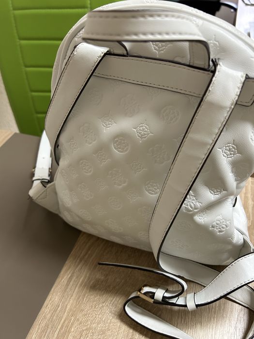 Оригинална раница guess