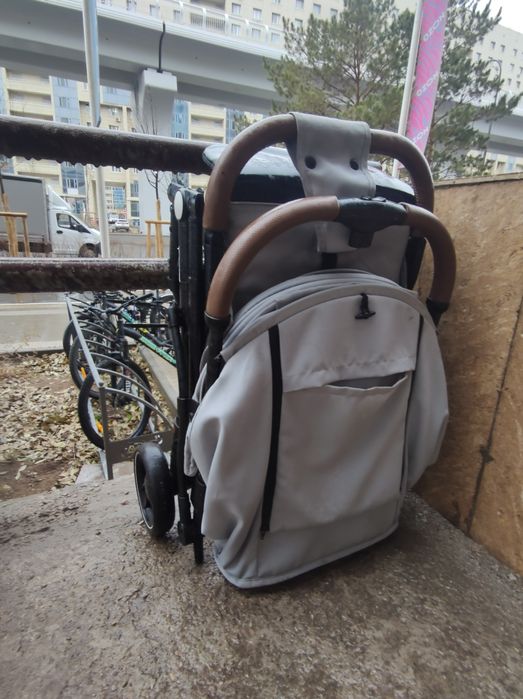 Продам коляску в хорошем состоянии