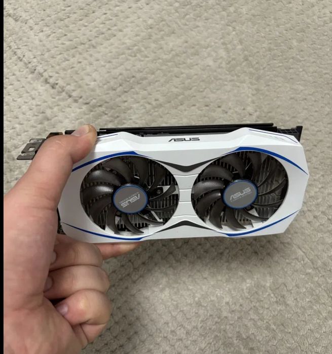 Видеокарта GTX 950 2gb