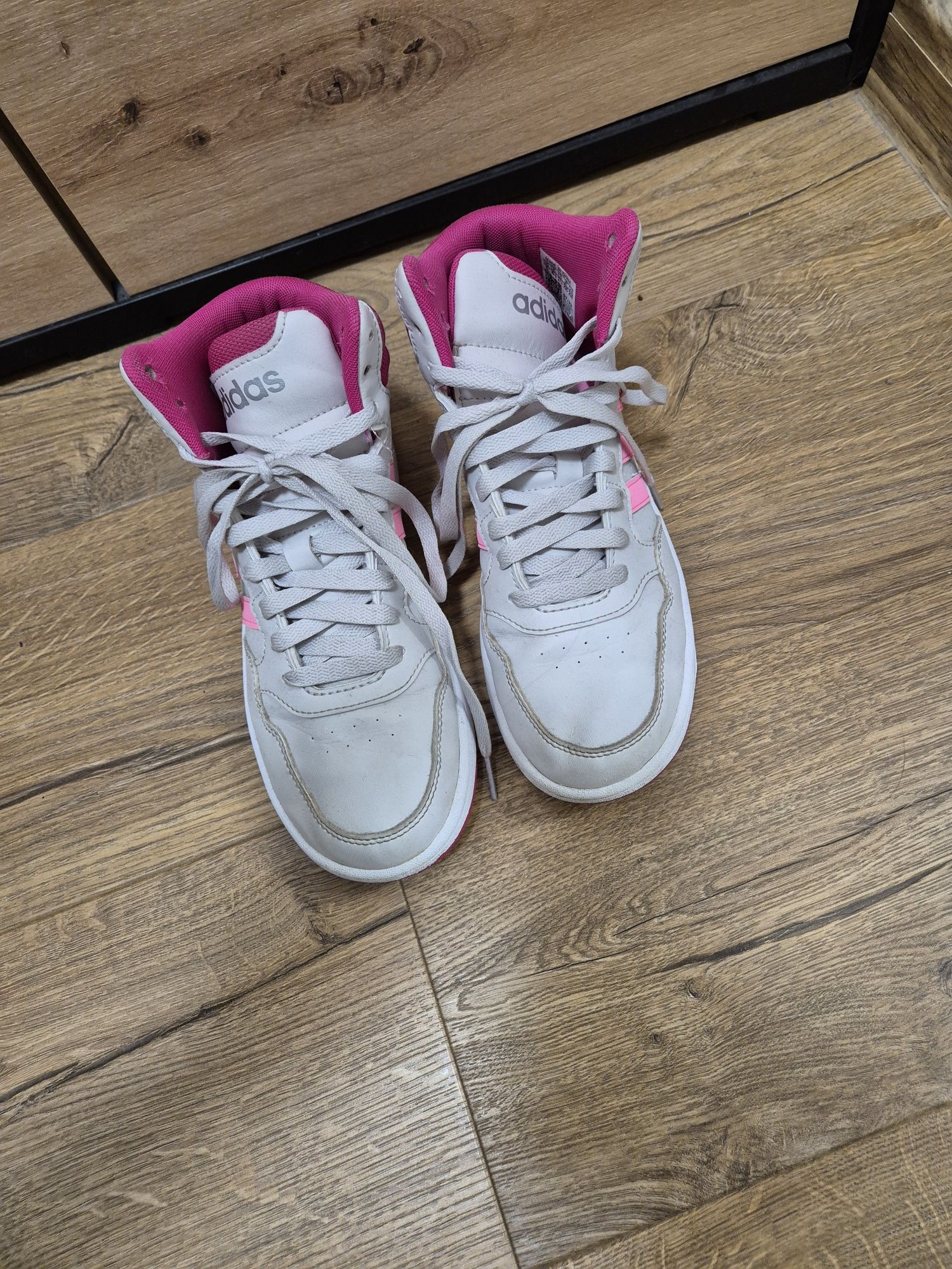 Кецове Adidas 37 и  1/2