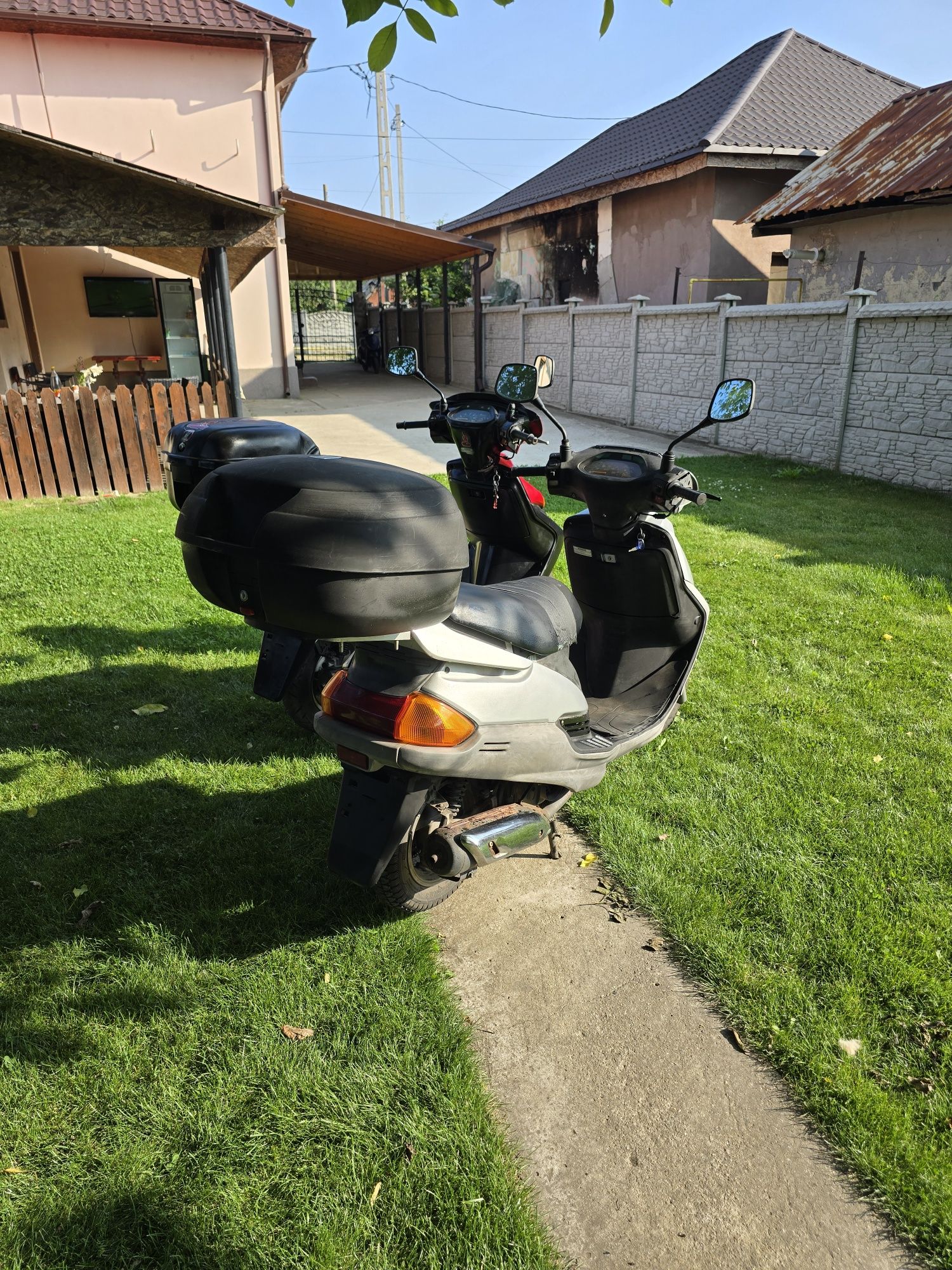 Yamaha 125c3 motoscuter