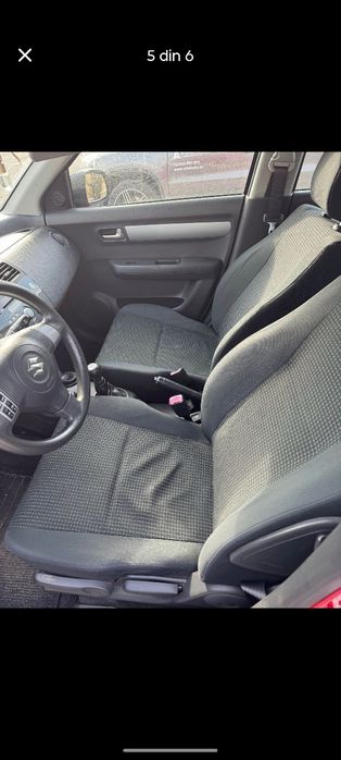 Vând Suzuki Swift