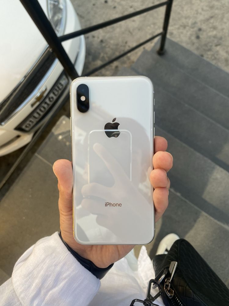 iPhone Xs 64Gb Silver