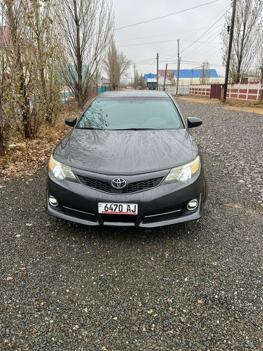 Продам Toyota camry 
качественный андроид Тeyes. Си