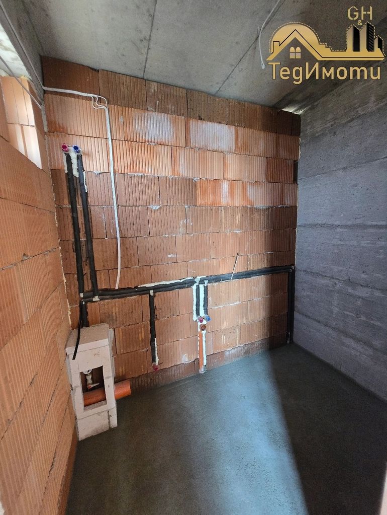 Продава се Тристаен апартамент в Царево - 118 кв.м за 990 €/кв.м - Снимка #4