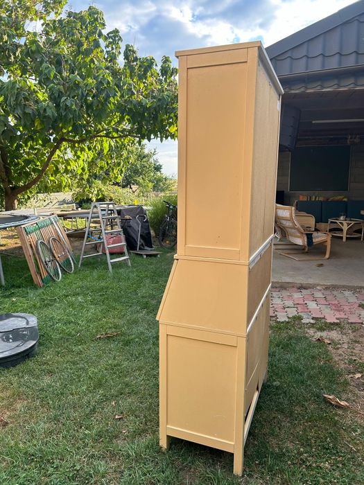 Vând dulap ikea din lemn