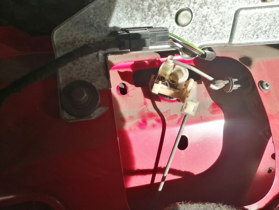 Части за Volvo v40