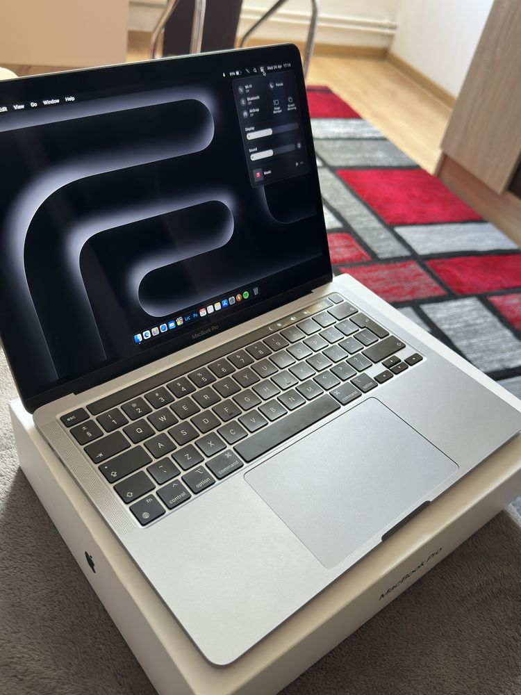 Macbook Pro 13 M1