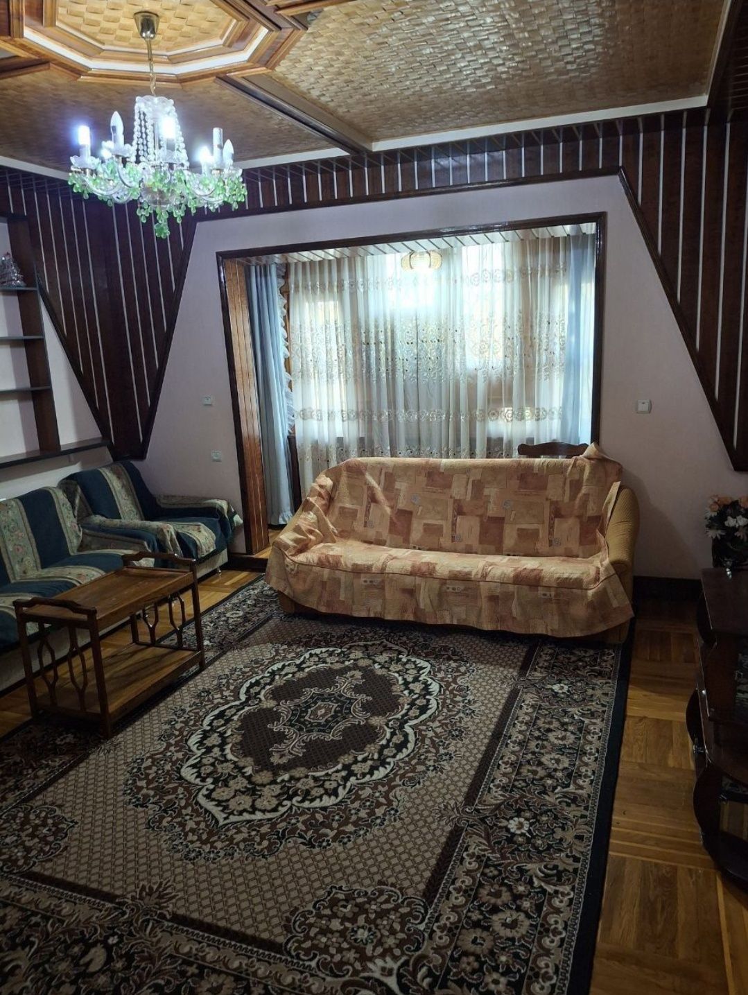 Квартира в центре Ц-5.  2/4/9. 65м2. Отдельный вход, метро Минор,срочн