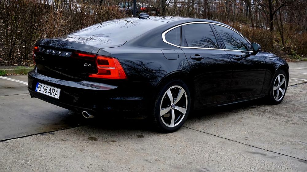Volvo S90 D4 190 cp
