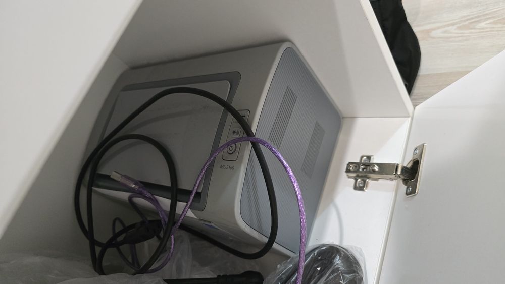 Продам принтер. Полностью рабочий.