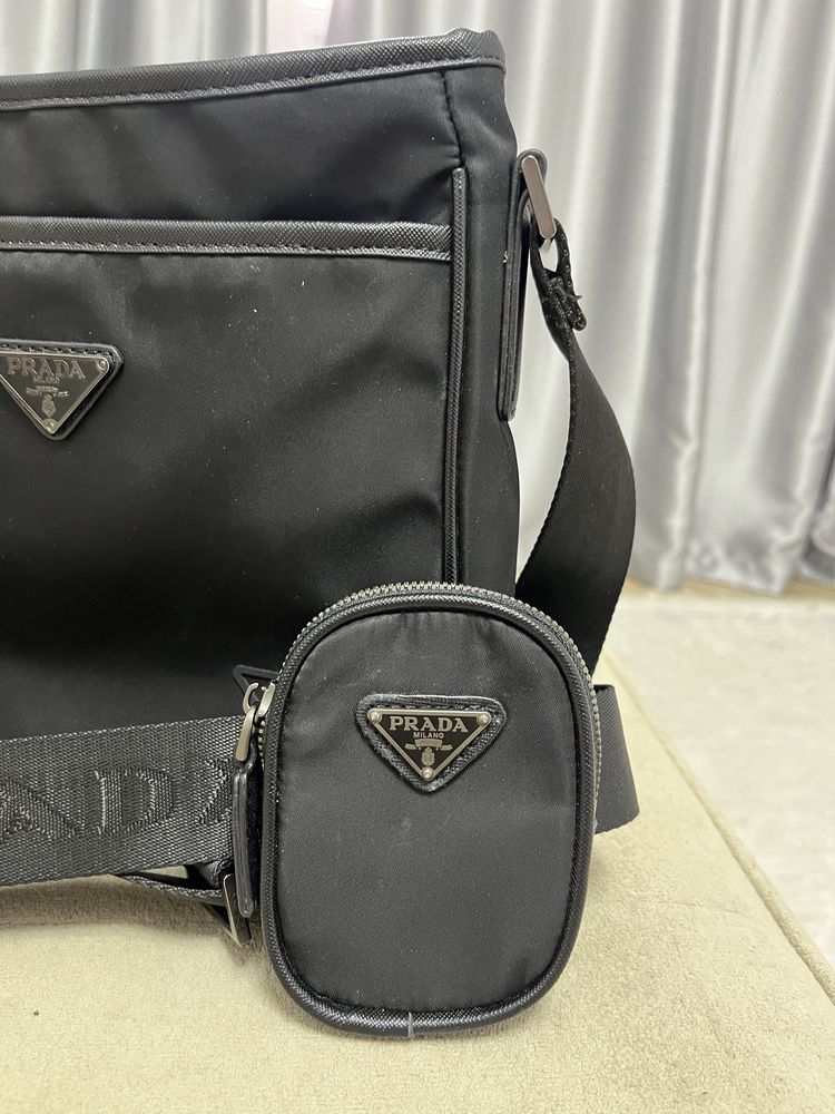 Барсетка prada люкс качества.