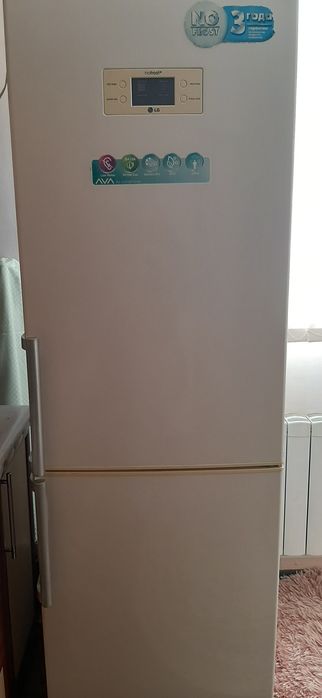 Продам холодильник