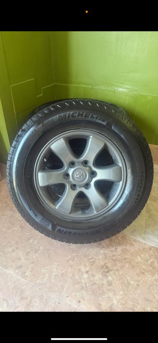 Продаю шины Мишлен зимние 265/65 R17