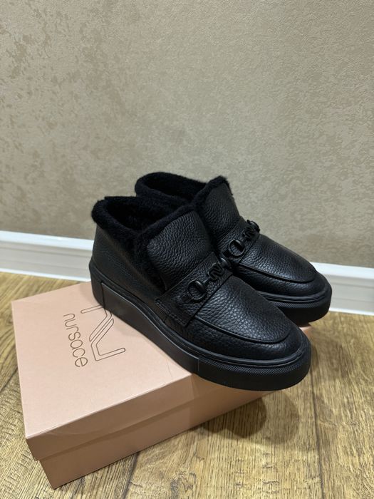 Ботиночки зима 37 рр NURSACE