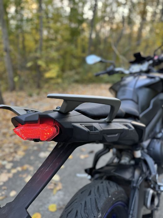 Yamaha mt 09 tracer 900 touring adventure honda