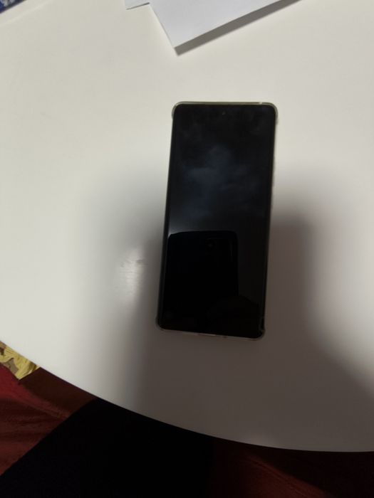 Vând telefon motorola edge 40