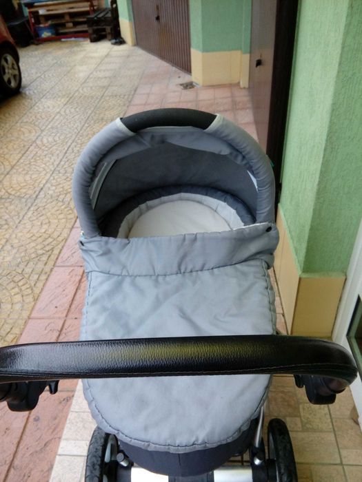 Бебешка количка Bebecomfort три коша 130лв.