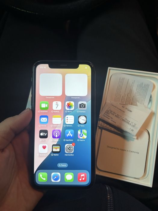 iPhone 11 в идеальном состоянии