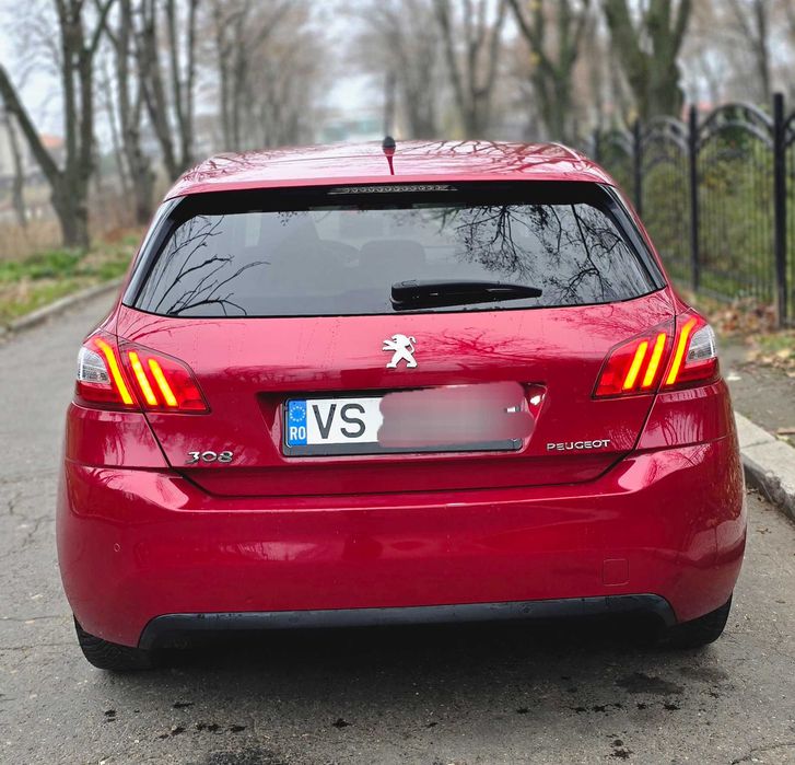 Peugeot 308 1.6 Blue-HDI 120