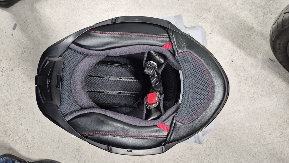 Shoei GT-AIR 3 Черен Гланц