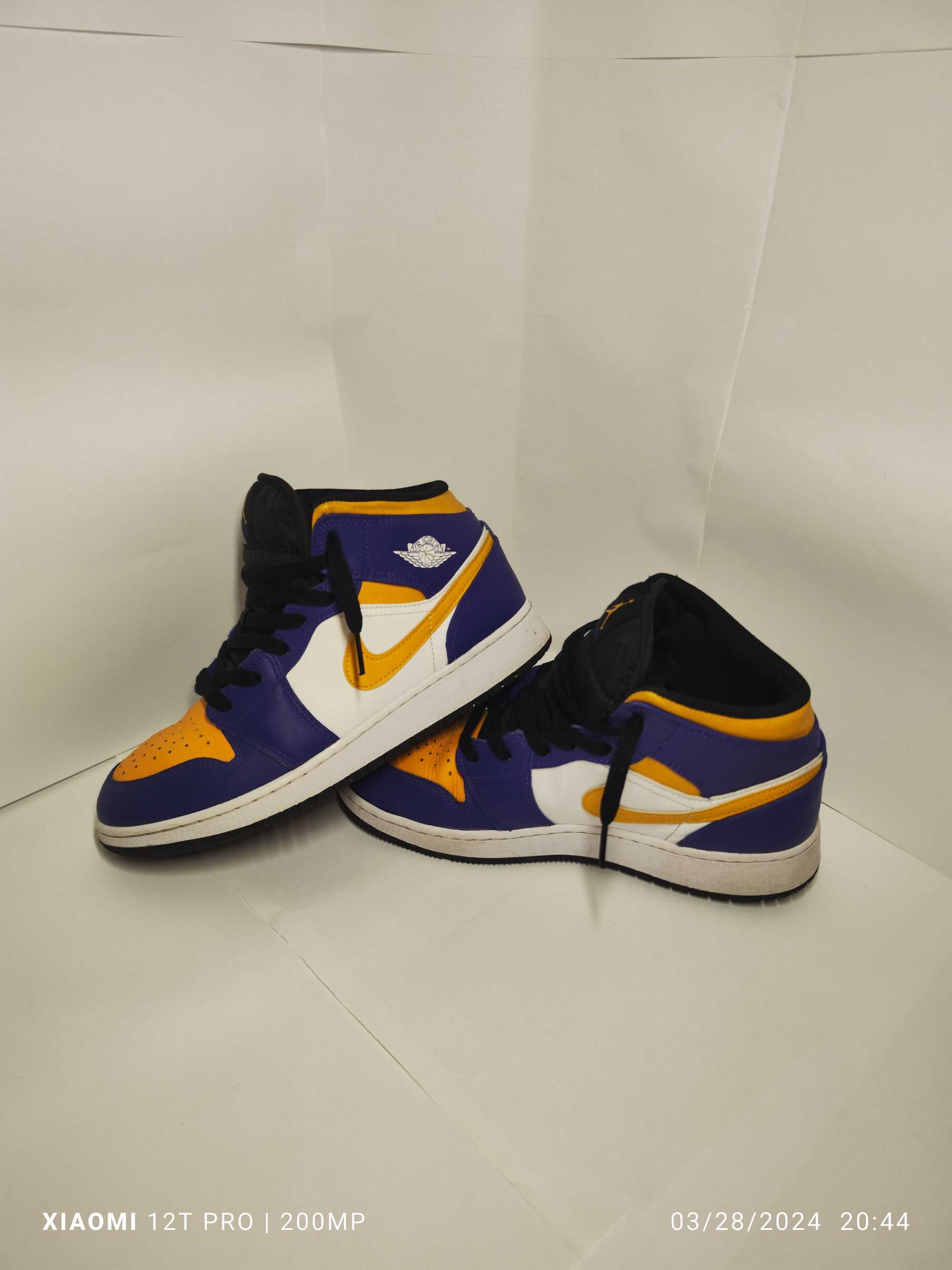 Air Jordan 1 Mid "Lakers" sneakers