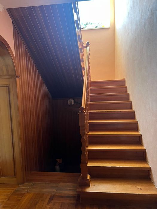 Продаётся дом, 2 этажа