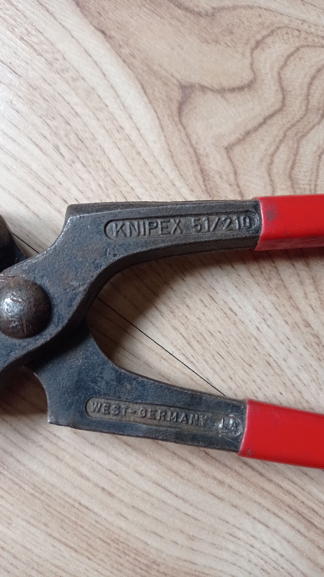 Knipex 51/210  2 в 1  керпеден / чук