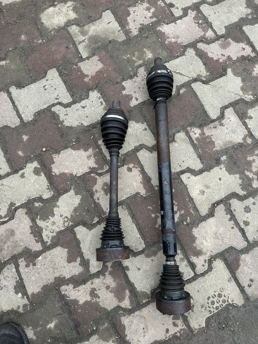 Planetara stanga Volkswagen VW Touran 1.9 TDI AVQ Planetara dreapta