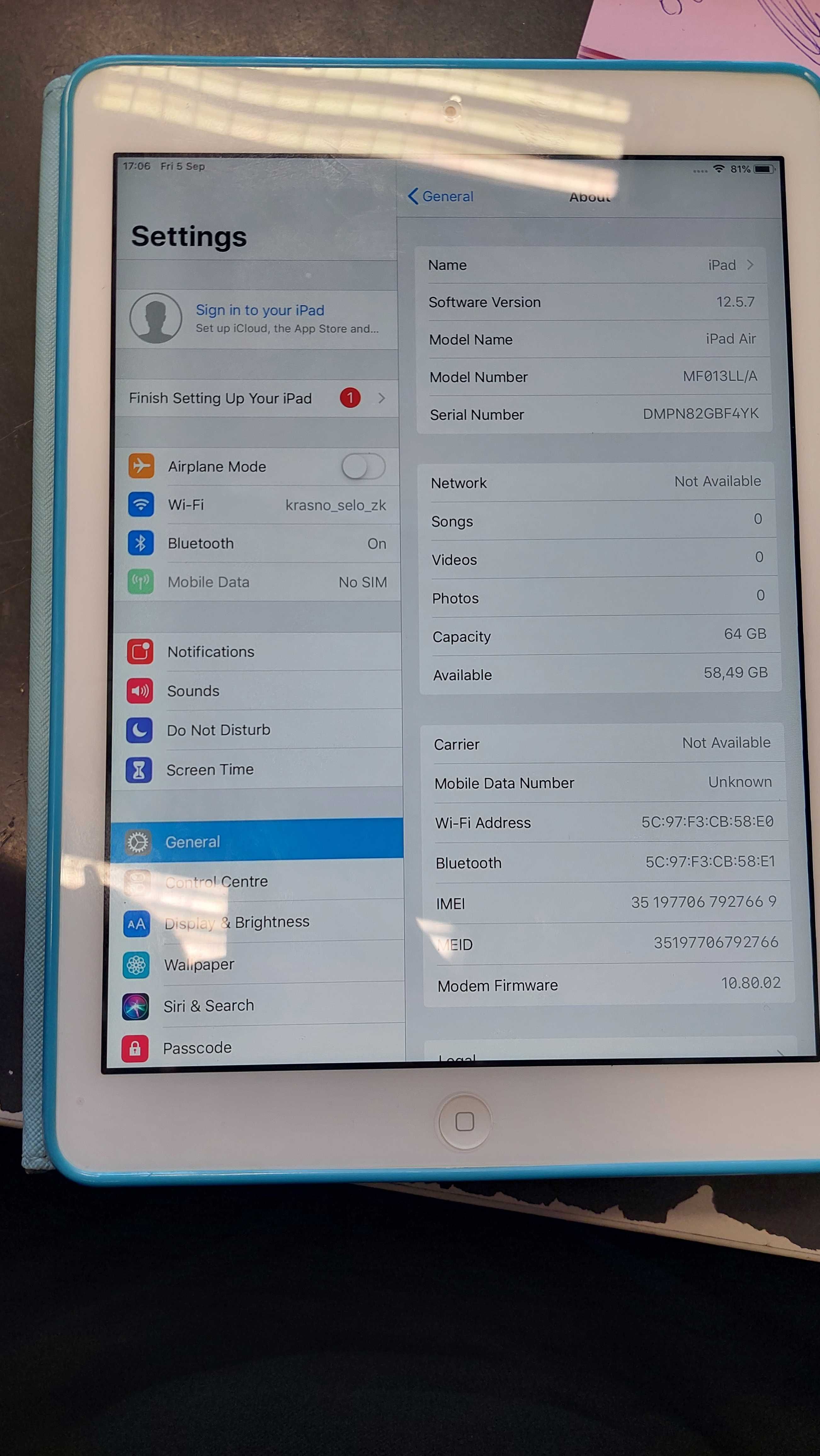 Apple ipad air gen 1, 10.5" + Калъф