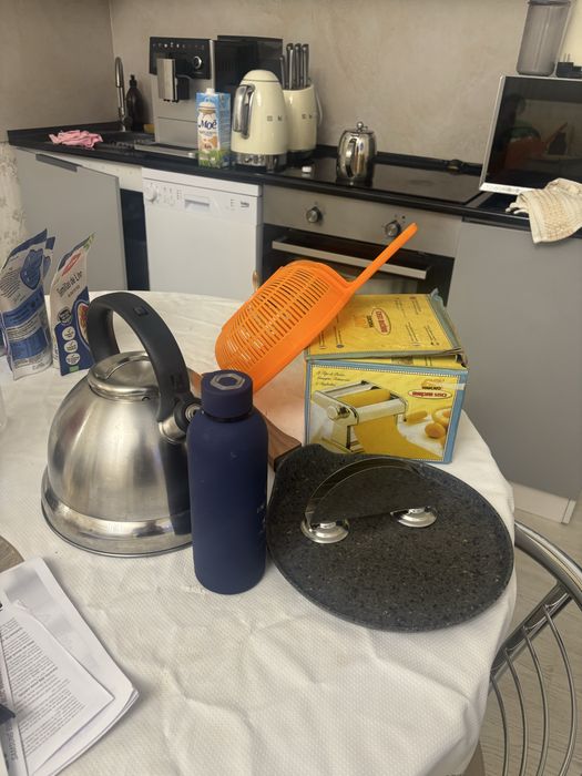 Отдаю за посуду символические деньги