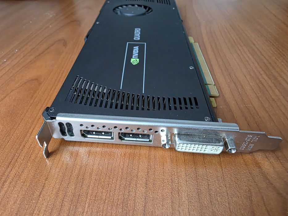 NVIDIA Quadro 4000 2gb ddr5