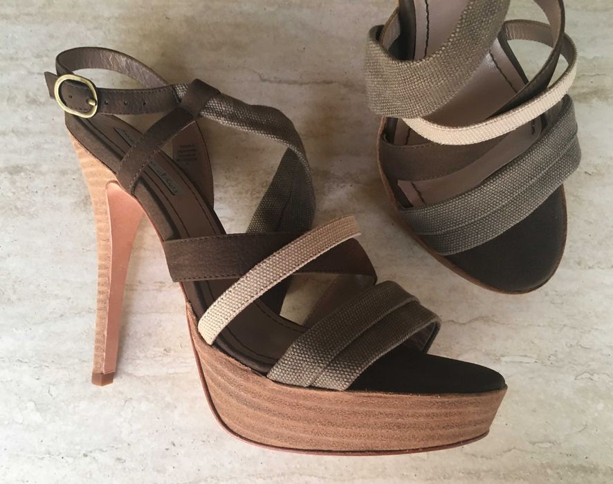 Нови сандали Tosca Blu